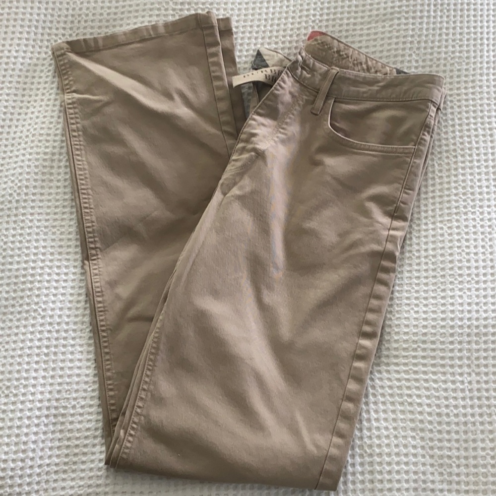 Men’s Burberry brit khaki pants sz. 30R